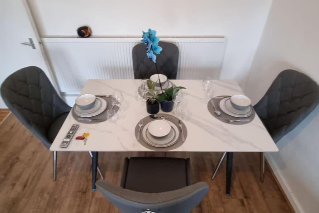Gottersea 1 Bedroom Flat In Battersea 70 Mq Londra Dış mekan fotoğraf
